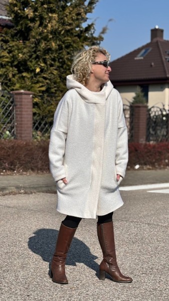 Naturalny damski płaszcz  36 kaptur 100% wełna parzona wool merino